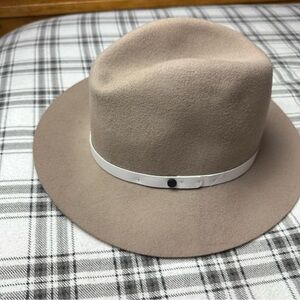 rag & bone Cream Classic Fedora Style Exaggerated Brim & Leather Band Hat Size M